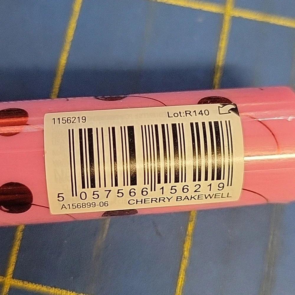 Revolution glossy lip